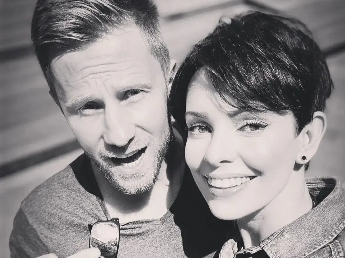 AA My Beauty Power rozświetlający podkład: Hit czy kit dla Ciebie?