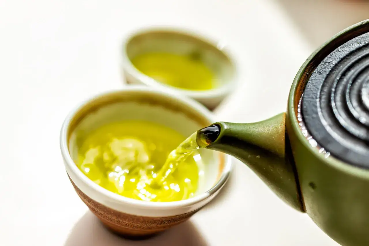 Sekret idealnej zielonej herbaty: Czas parzenia i smak bez goryczy