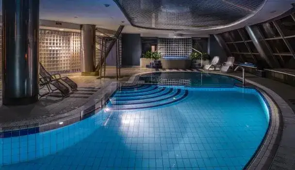 Hotele na Śląsku z basenem dla rodzin i par - sprawdź oferty