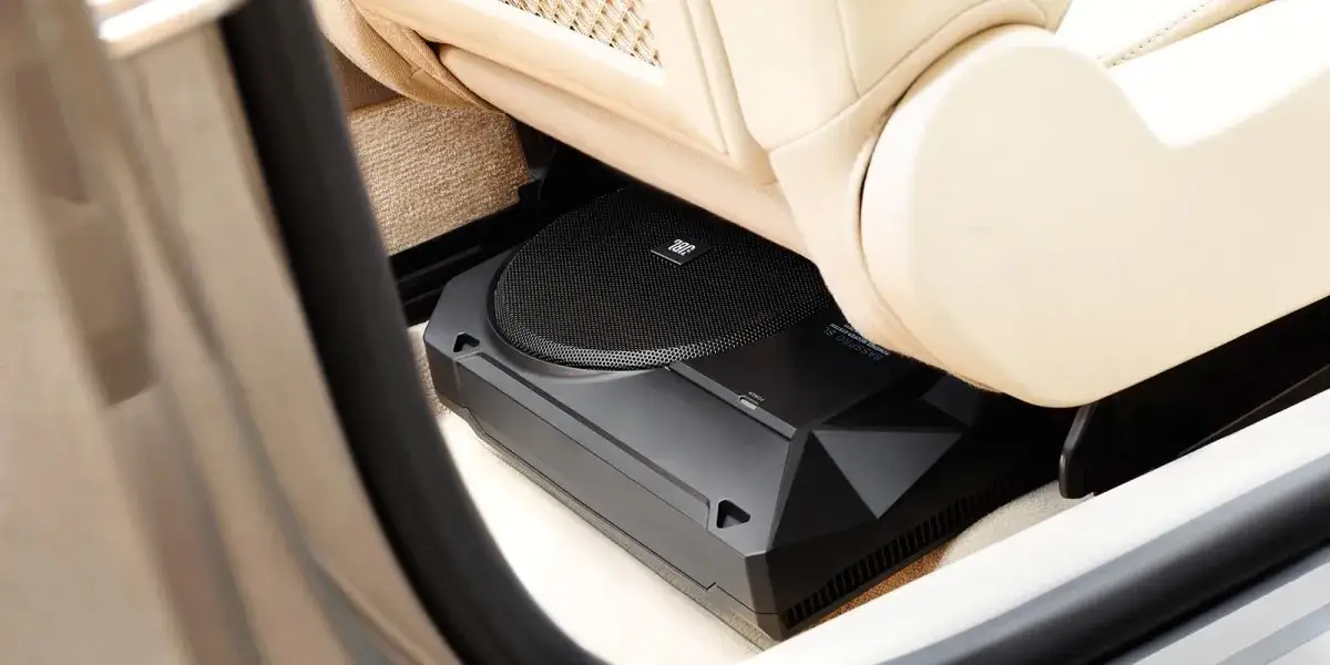 Odkryj Moc Subwoofera Samochodowego pod Siedzenie - Najlepszy Subwoofer Aktywny