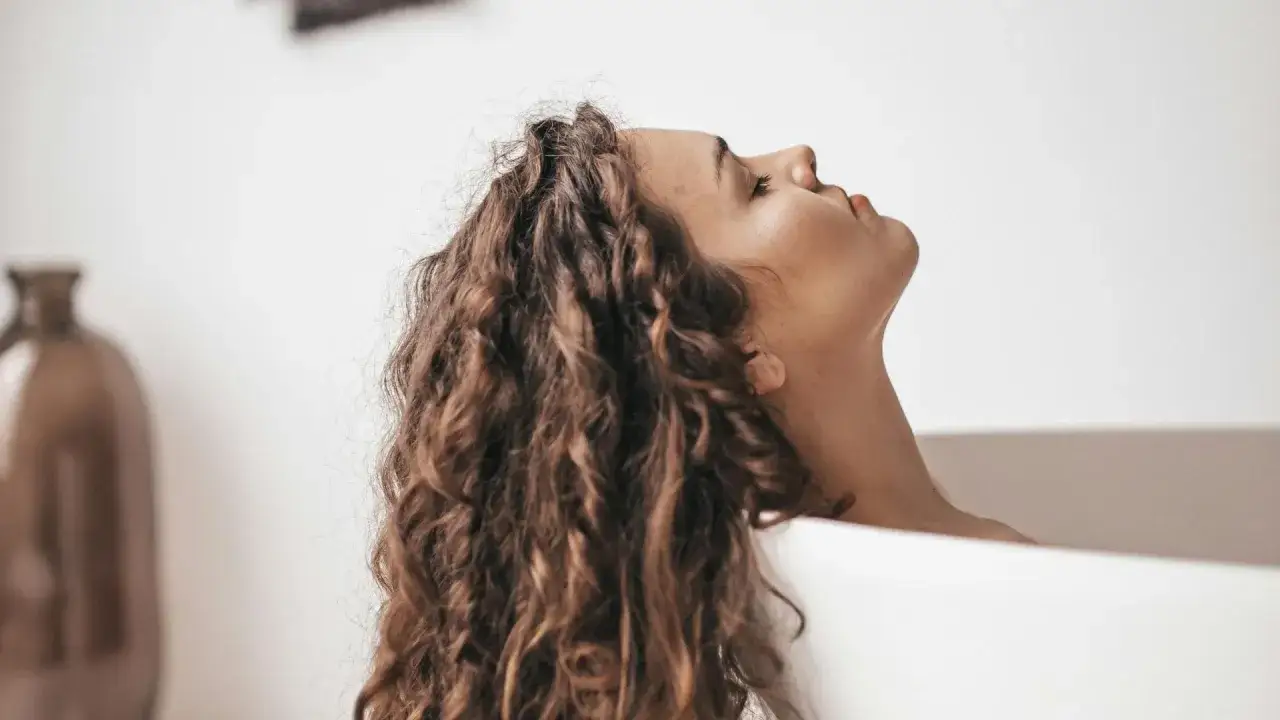 Dickes Haar? So stylen und pflegen Sie Ihre Traumfrisur!