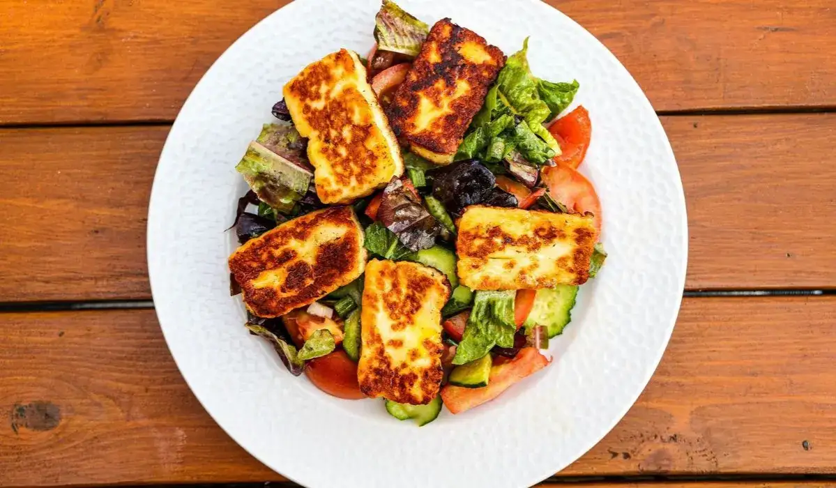Czy ser halloumi jest zdrowy? Odkryj jego zalety i ryzyka zdrowotne