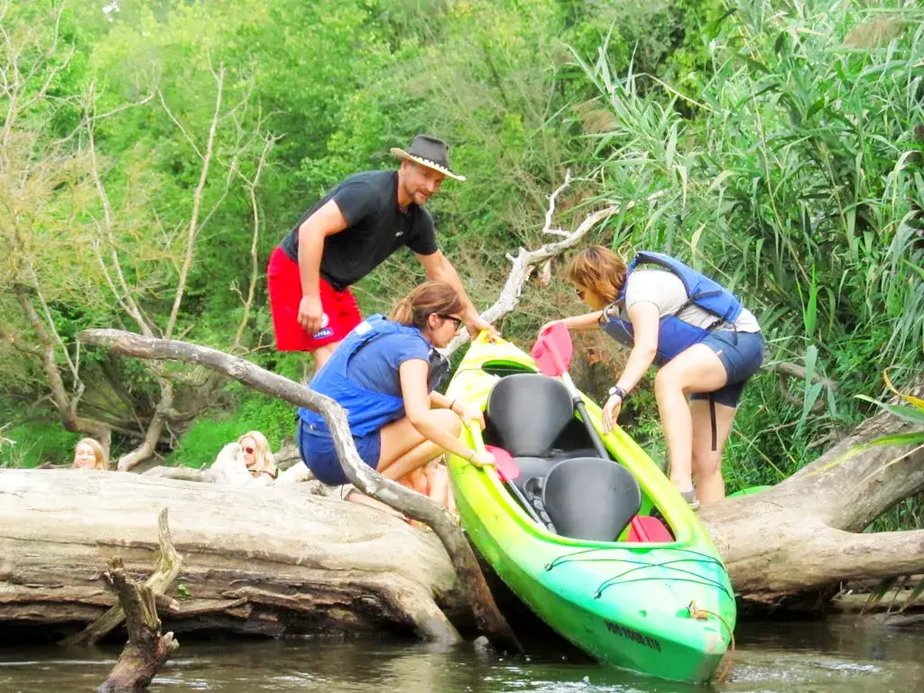 Spływ kajakowy Radunia: najlepsze trasy i porady dla każdego