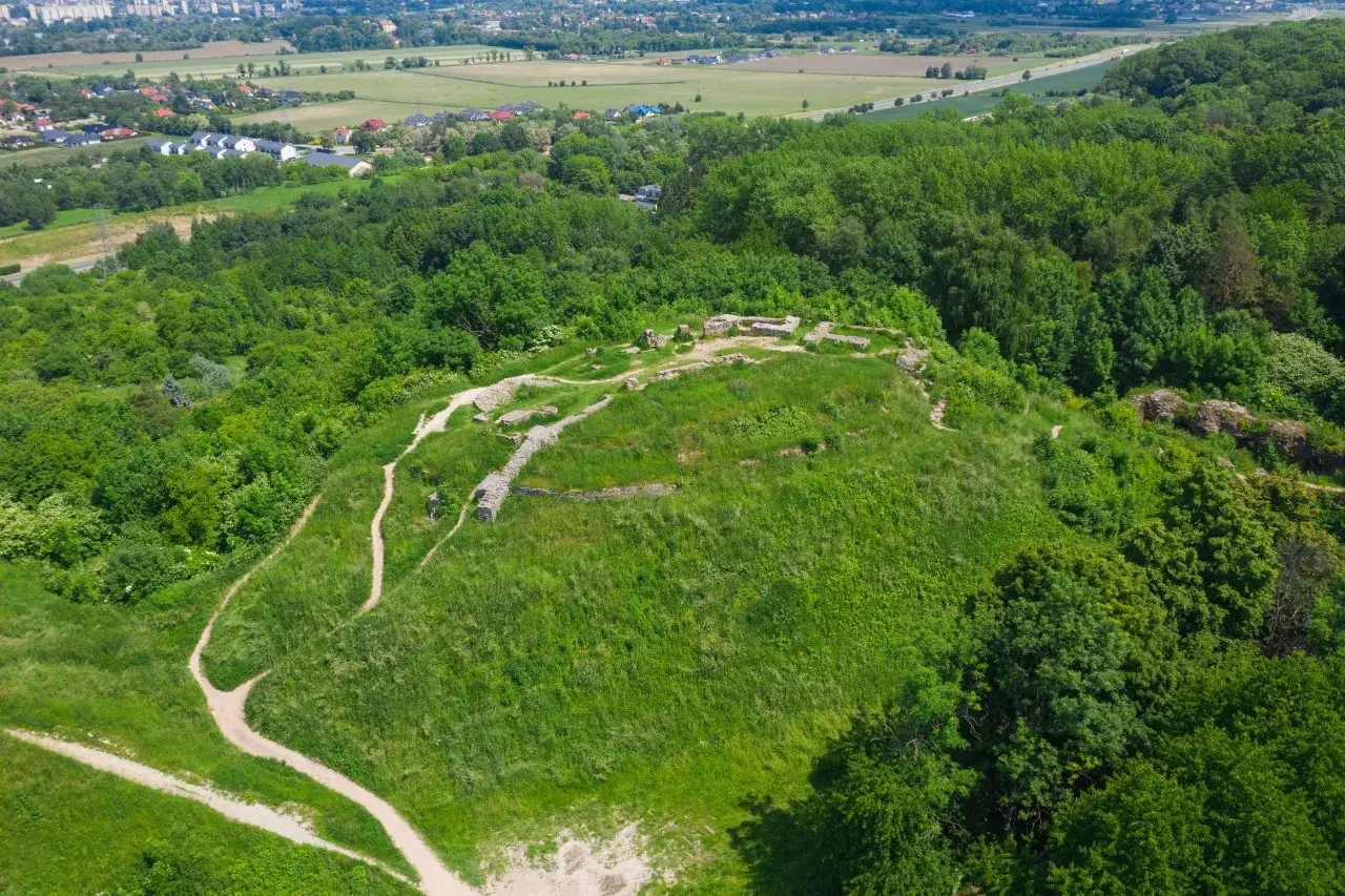 Jak dojechać na Górę św. Marcina z Tarnowa - proste trasy i porady