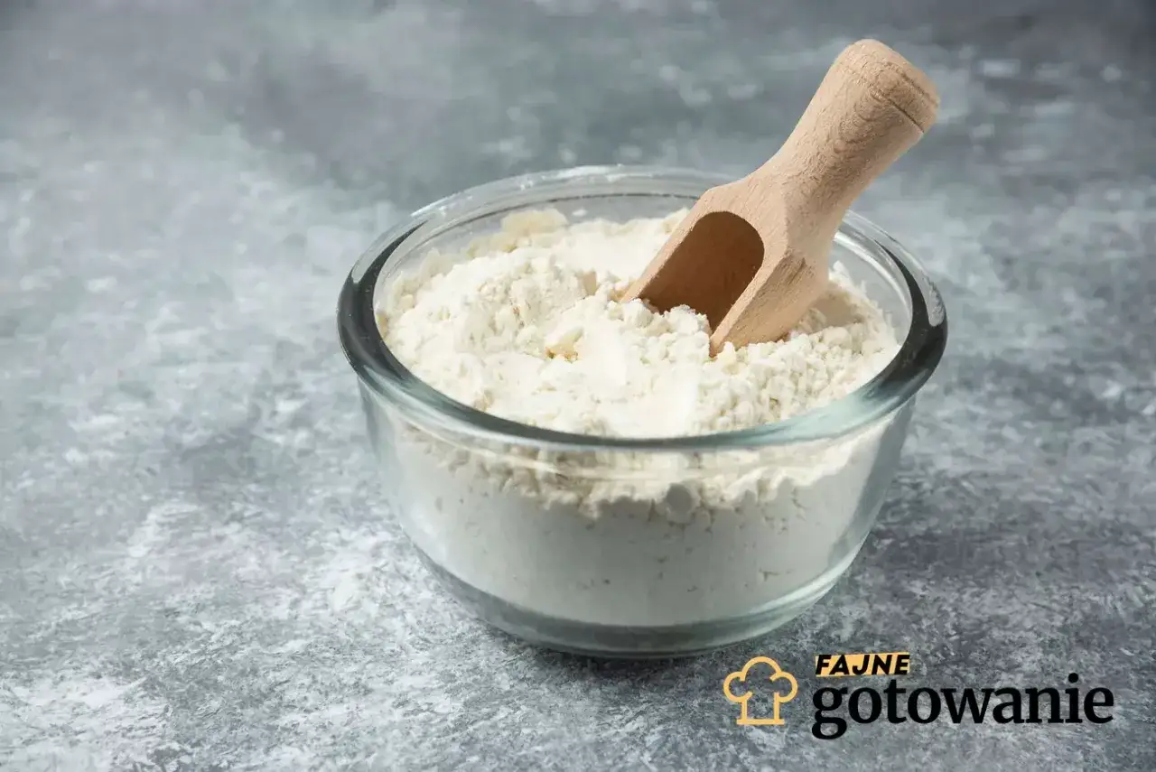300 g mąki ile to łyżek? Dokładne miary bez wagi kuchennej