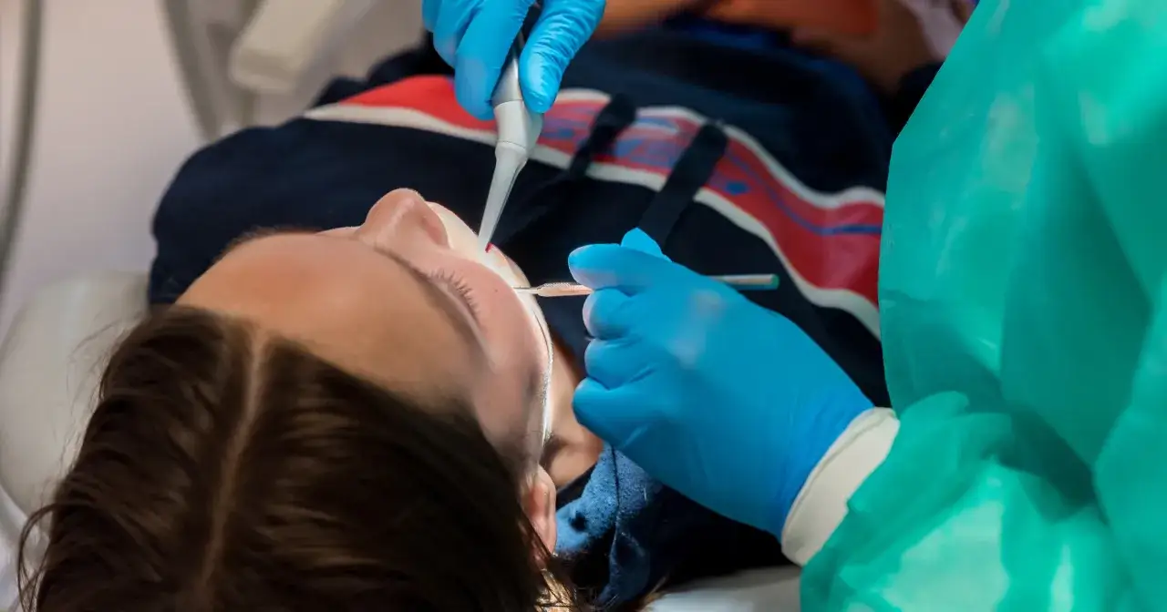 Jak zostać dentystą? Twoja mapa drogi do sukcesu w stomatologii