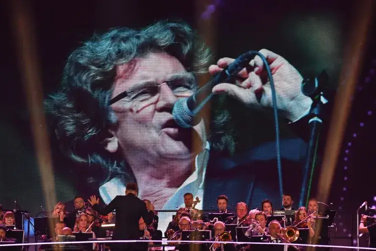 Zbigniew Grabowski stand up: Poznaj jego najlepsze występy i styl komediowy