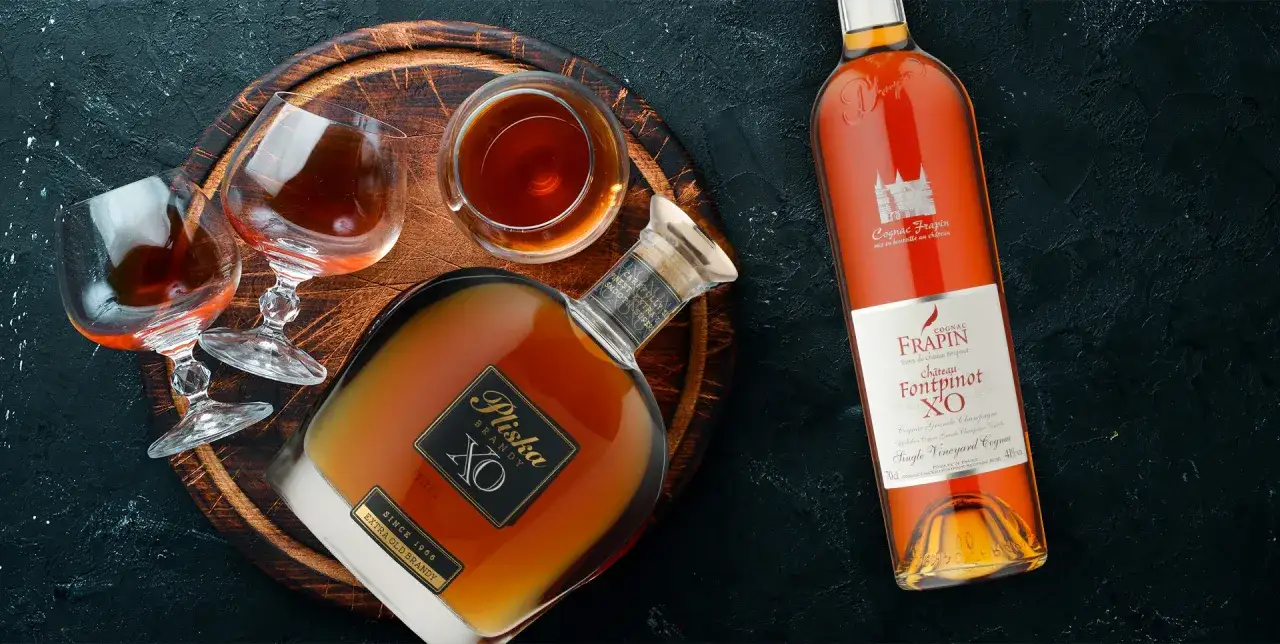 Koniak vs Brandy: Kluczowe różnice, których musisz wiedzieć