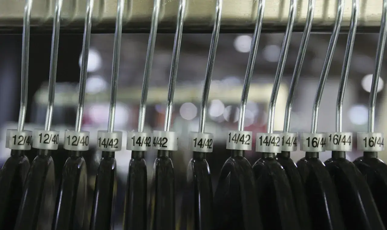 4 5 UK jaki to rozmiar - poznaj europejskie i amerykańskie odpowiedniki