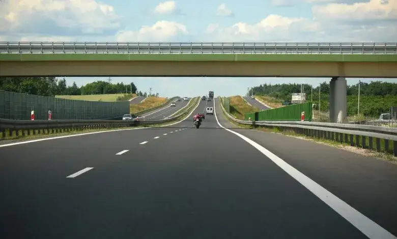 Ile kosztuje kilometr autostrady w Niemczech? Sprawdź stawki i oszczędności