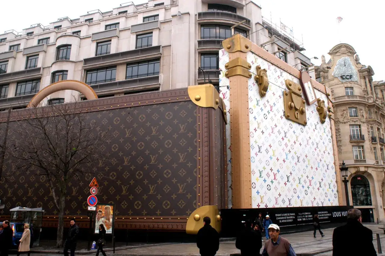 Louis Vuitton - kim jest marka, która zrewolucjonizowała modę?