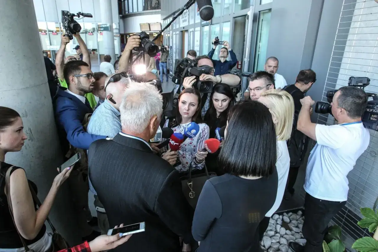 Zeznania świadka: Kiedy są tajne, a kiedy jawne w sądzie?