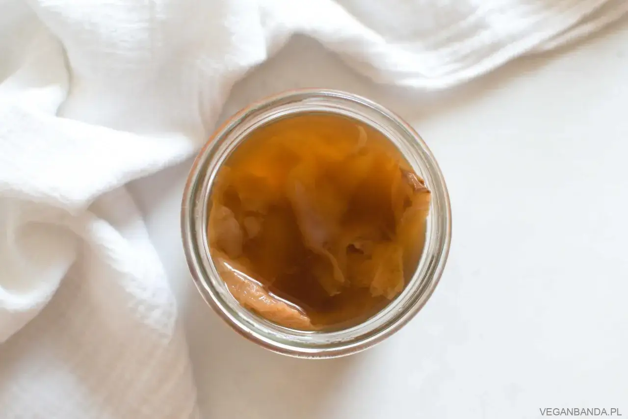 Domowa kombucha: prosty przepis krok po kroku dla początkujących