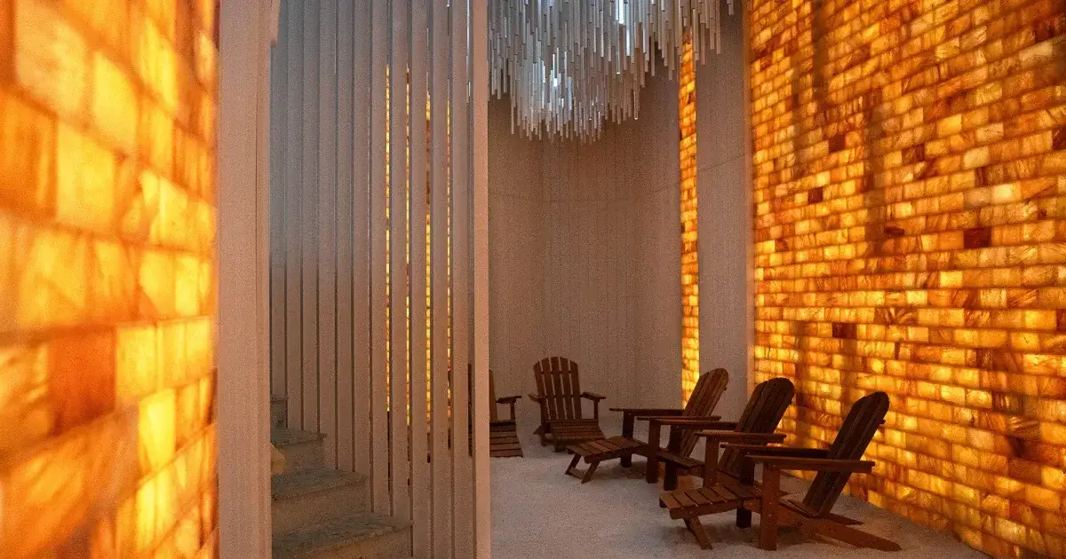 Jak ubrać się do groty solnej? 3 zasady komfortu i zdrowia