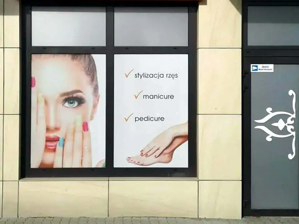 Druk na folii OWV: Jak uzyskać wyjątkowe efekty w reklamie