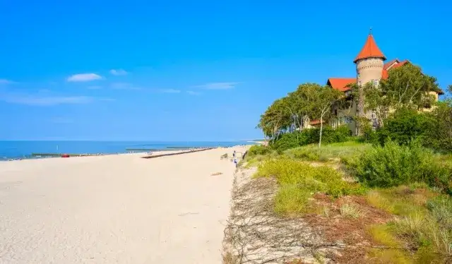 Gdańsk Łeba ile km? Sprawdź, jak szybko dotrzesz na plażę