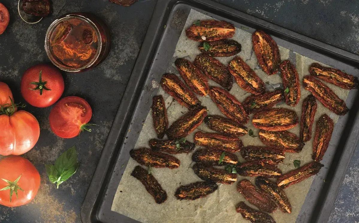 Jak zrobić suszone pomidory w oliwie - prosta i smaczna receptura