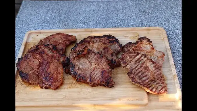 Marynata do karkówki na grilla: idealna? Poznaj triki grillmastera!