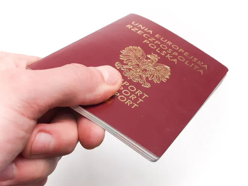 Czy lecąc do Anglii trzeba mieć paszport? Sprawdź wymagania podróżne