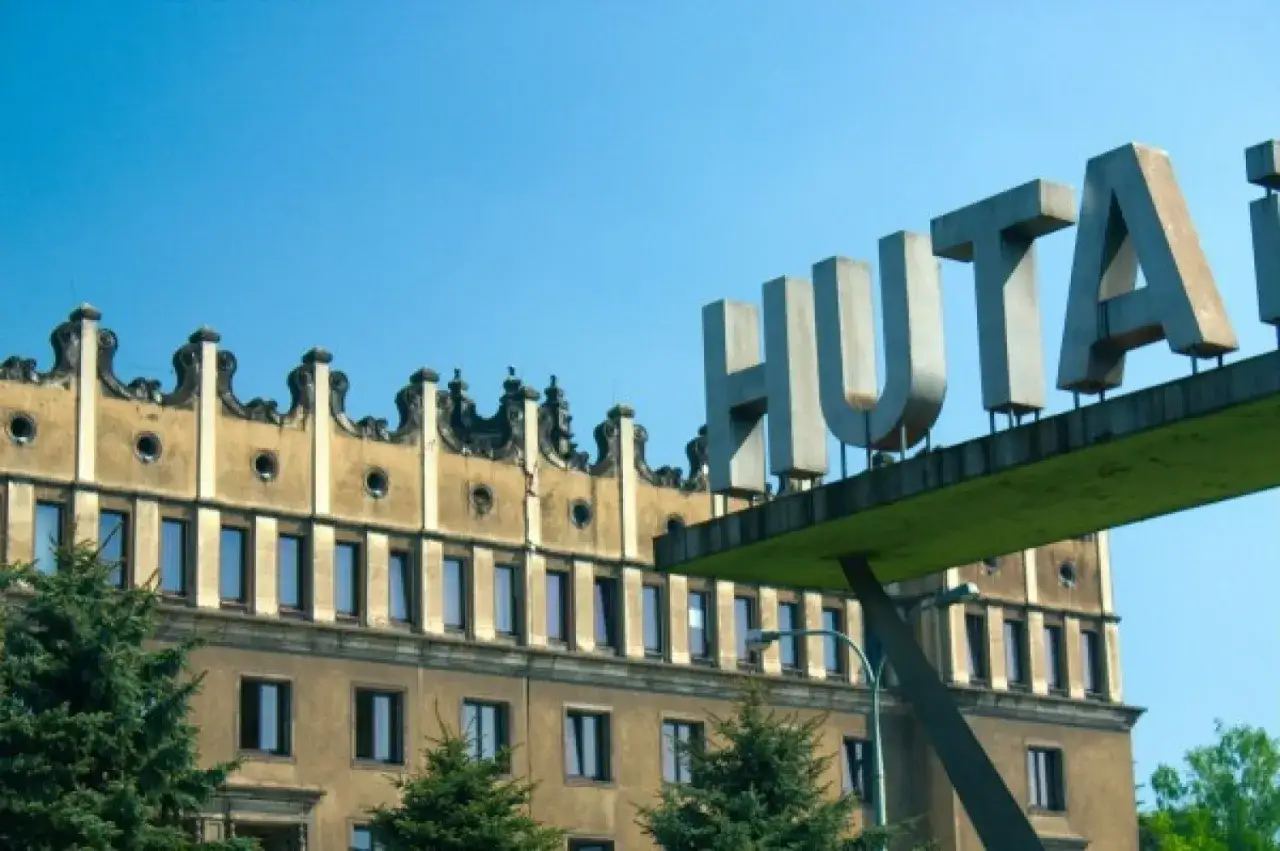 Linia D w Nowej Hucie? Jak skutecznie podróżować po dzielnicy!