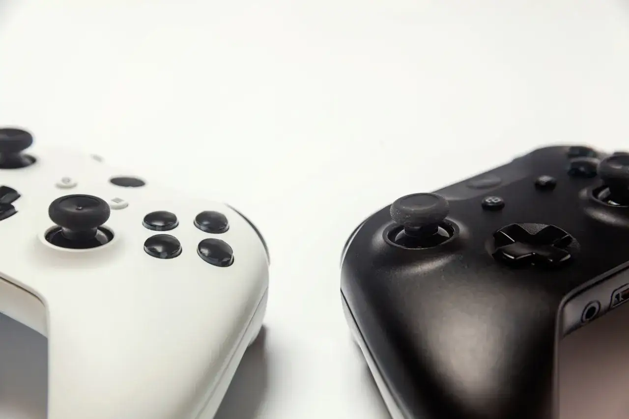 Ile kosztuje Xbox One S w 2026? Sprawdź, czy warto kupić!