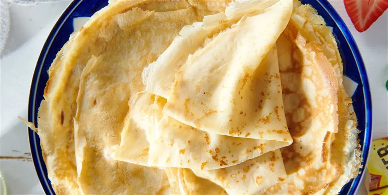 Czym zastąpić mąkę pszenną w naleśnikach, aby były smaczniejsze?