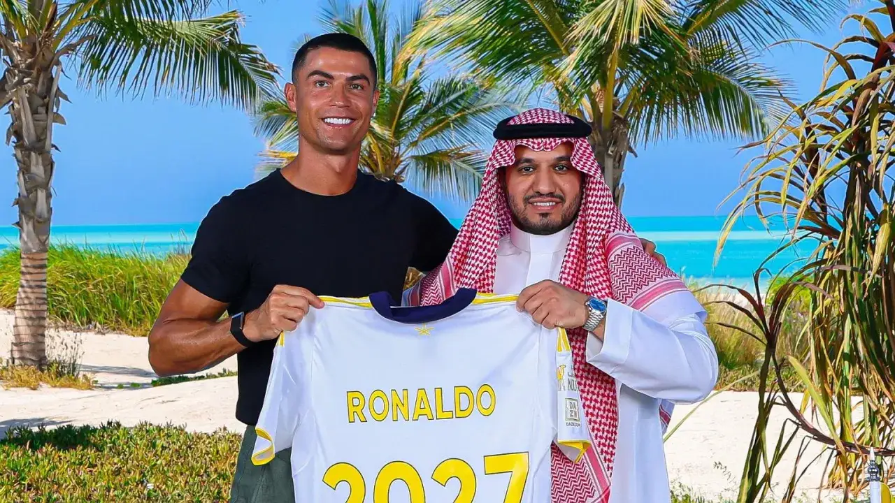 Ile Cristiano Ronaldo zarabia na sekundę? Szokujące kwoty ujawnione