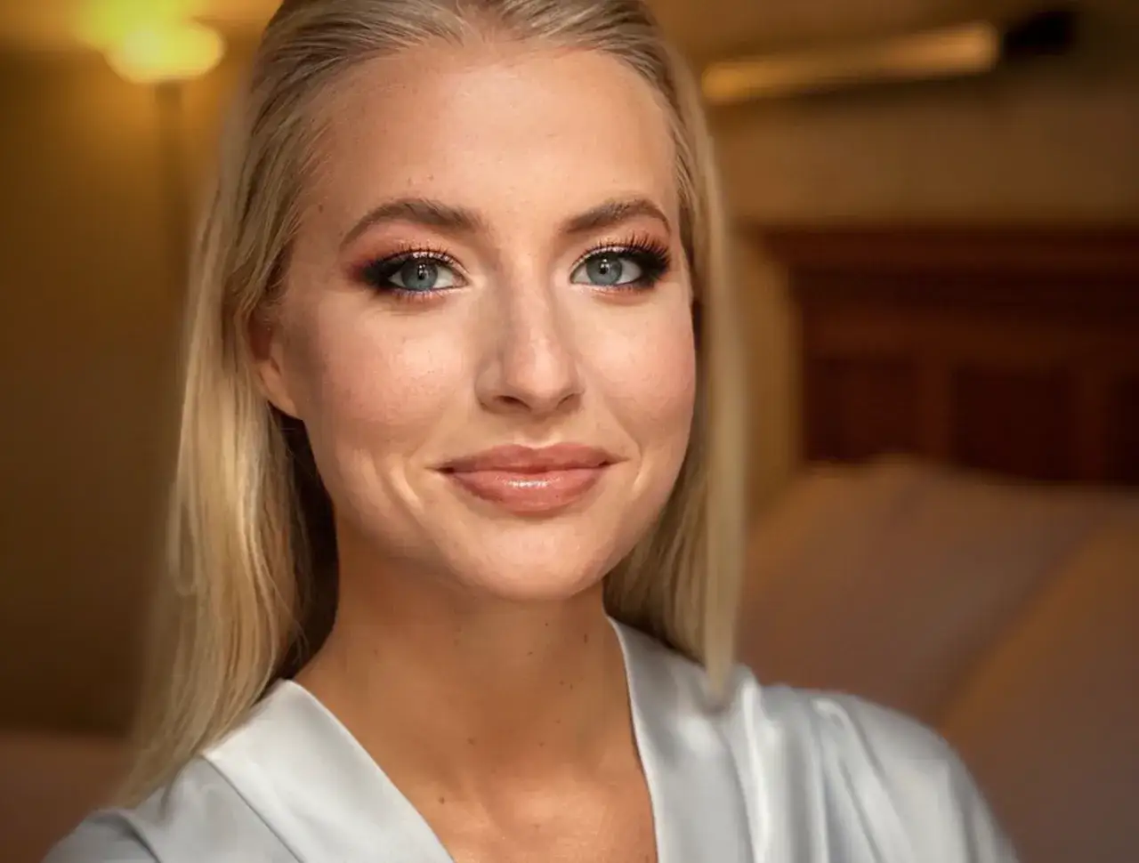 Profesjonalne zdjęcia makijażu: Jak osiągnąć efekt WOW?