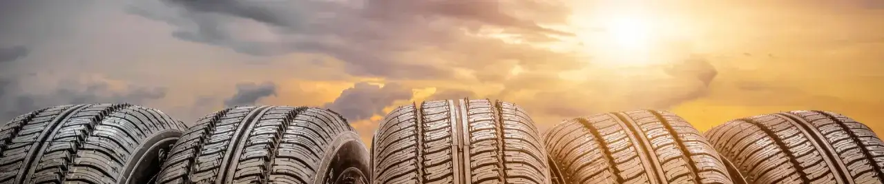 Ile kosztuje przechowanie opon w Warszawie? Sprawdź ceny i oferty