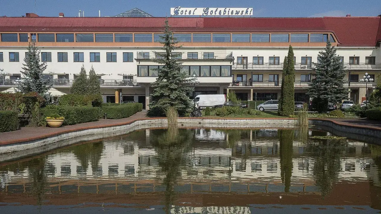 Hotel Gołębiewski Mikołajki - Kiedy powstał i jak się zmieniał?