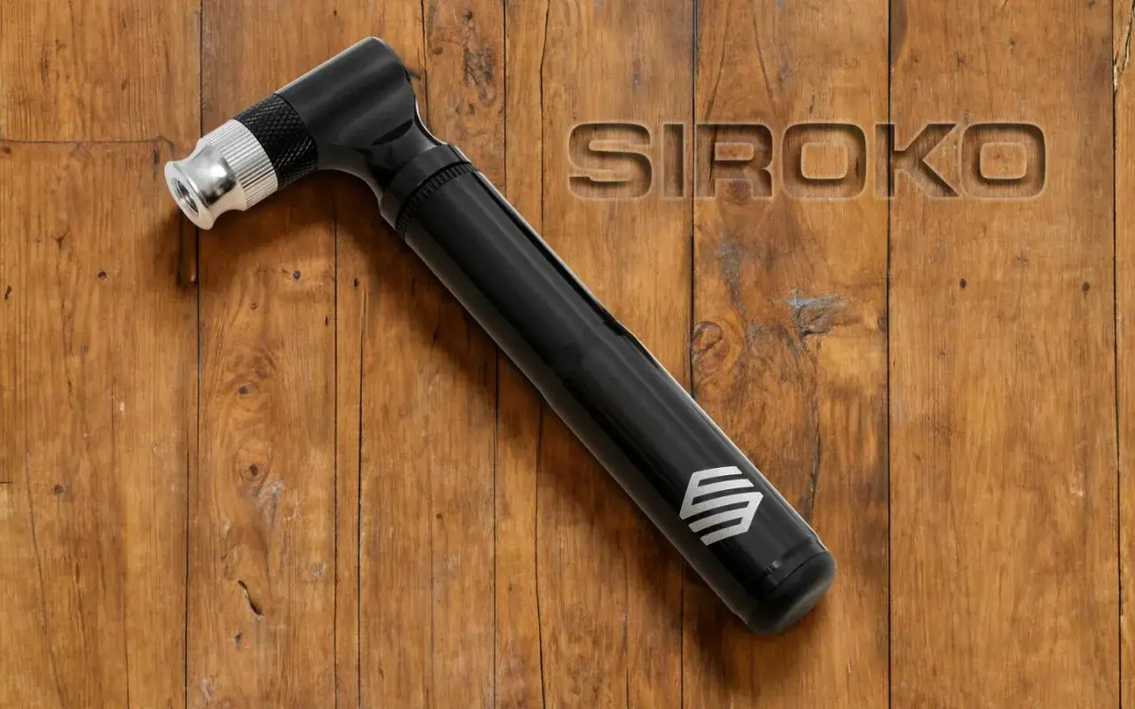 Jaka pompka do roweru szosowego? Wybierz najlepszą dla siebie!