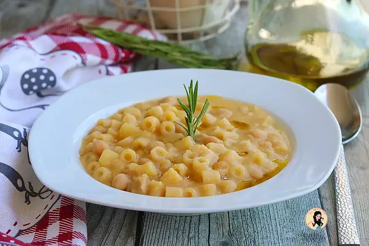 Minestra di Ceci: Ricetta Tradizionale, Varianti e Segreti Facili