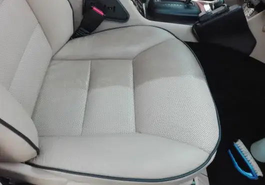 Ile kosztuje pranie tapicerki samochodowej? Sprawdź ceny i uniknij przepłacania!