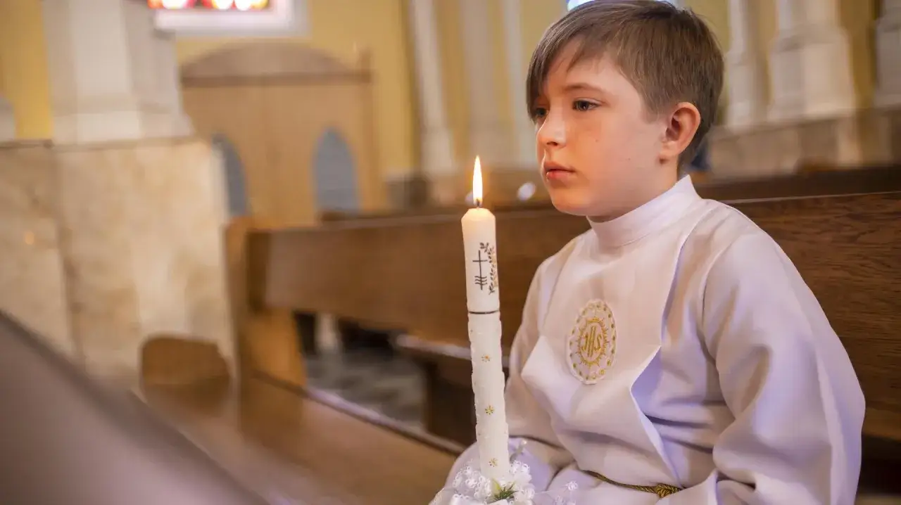 Rocznica Komunii: Czy musisz robić przyjęcie? Rozwiewamy wątpliwości