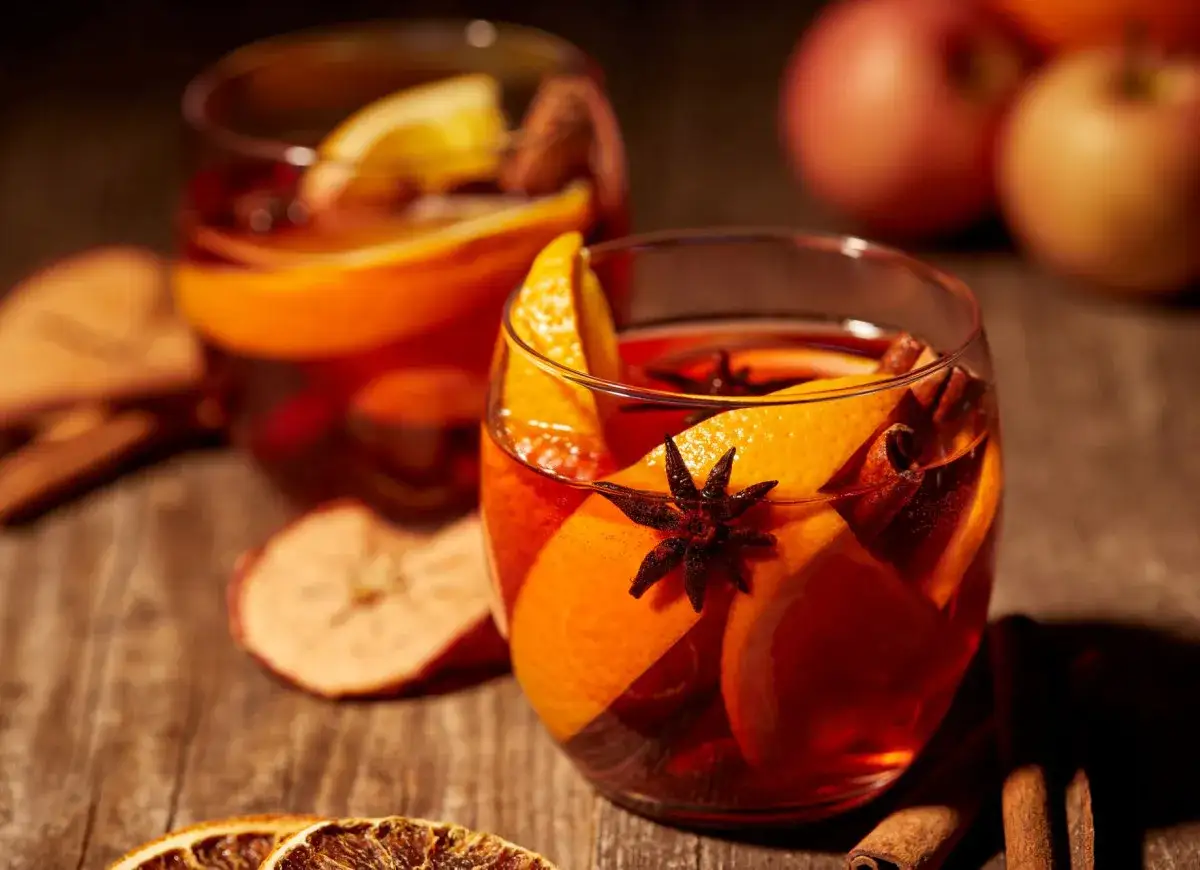 Jak pić rum z herbatą: najlepsze przepisy i wskazówki na każdą okazję