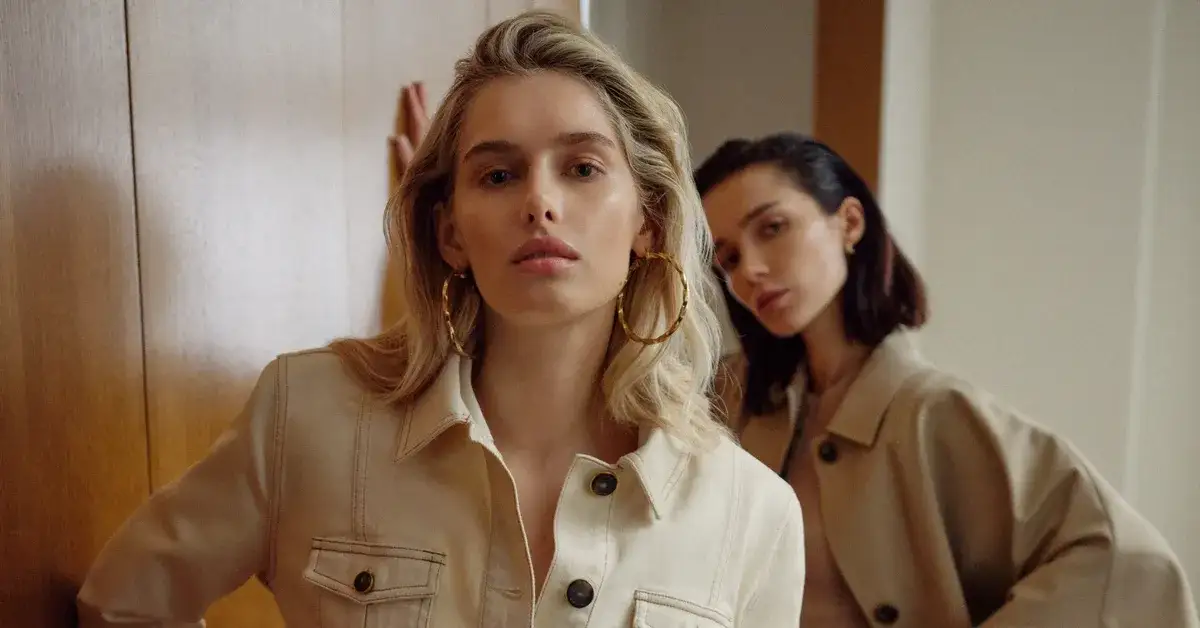 Najnowsze Trendy Modowe od Marciano by Guess - Inspiruj się i Wybierz Styl