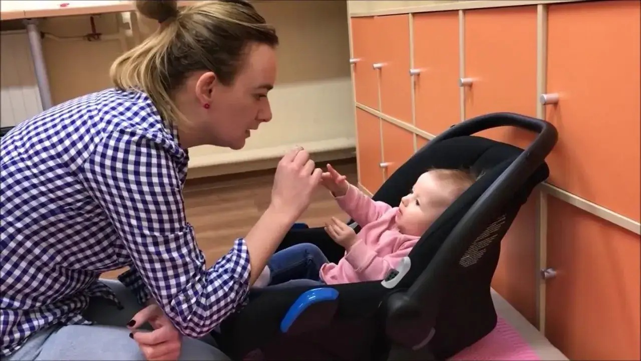 Skuteczne sposoby na wspieranie rozwoju 6-miesięcznego niemowlaka w domu