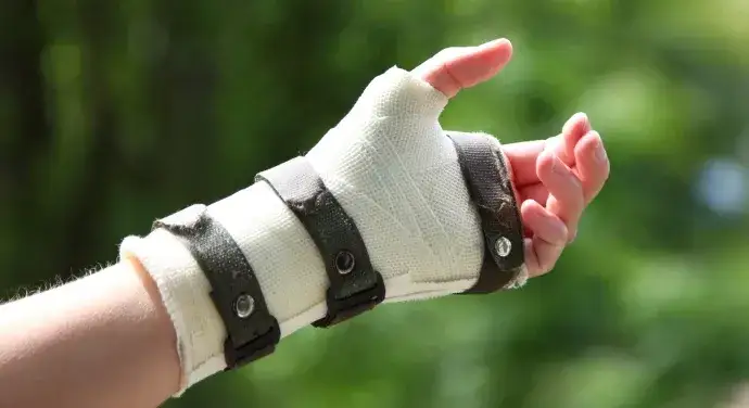 Czy gips jest szkodliwy? Odkryj niebezpieczeństwa i bezpieczeństwo zdrowia