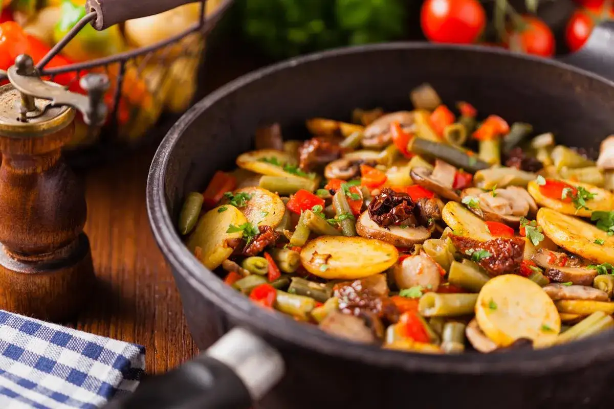 Jak usmażyć mrożone warzywa na patelnię? Chrupiące i smaczne!