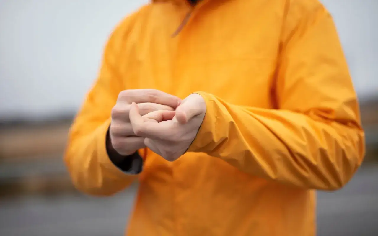 Bluza 100 bawełna czy poliester - co wybrać dla maksymalnego komfortu?