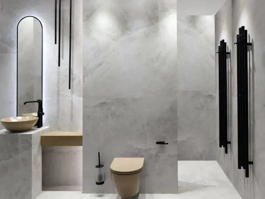 Ile kosztuje remont małej łazienki w bloku? Sprawdź ukryte wydatki