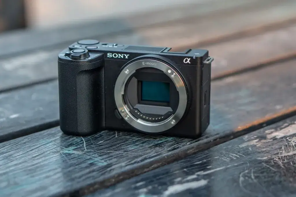 Lustrzanka dla amatora w 2024? Poradnik i najlepsze modele!