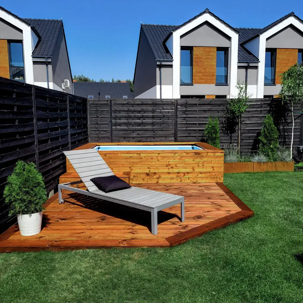 Ile kosztuje basen w ogrodzie? Ceny i czynniki wpływające