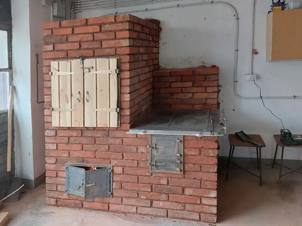 Jak zbudować piec kuchenny z cegły - prosty sposób na wyjątkowe gotowanie