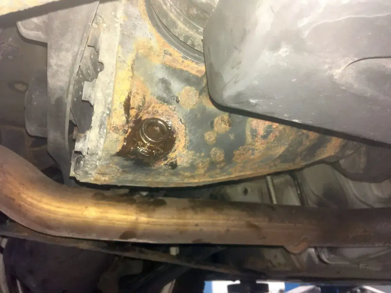 Wymiana oleju w dyferencjale: Koszt, objawy i kiedy warto?