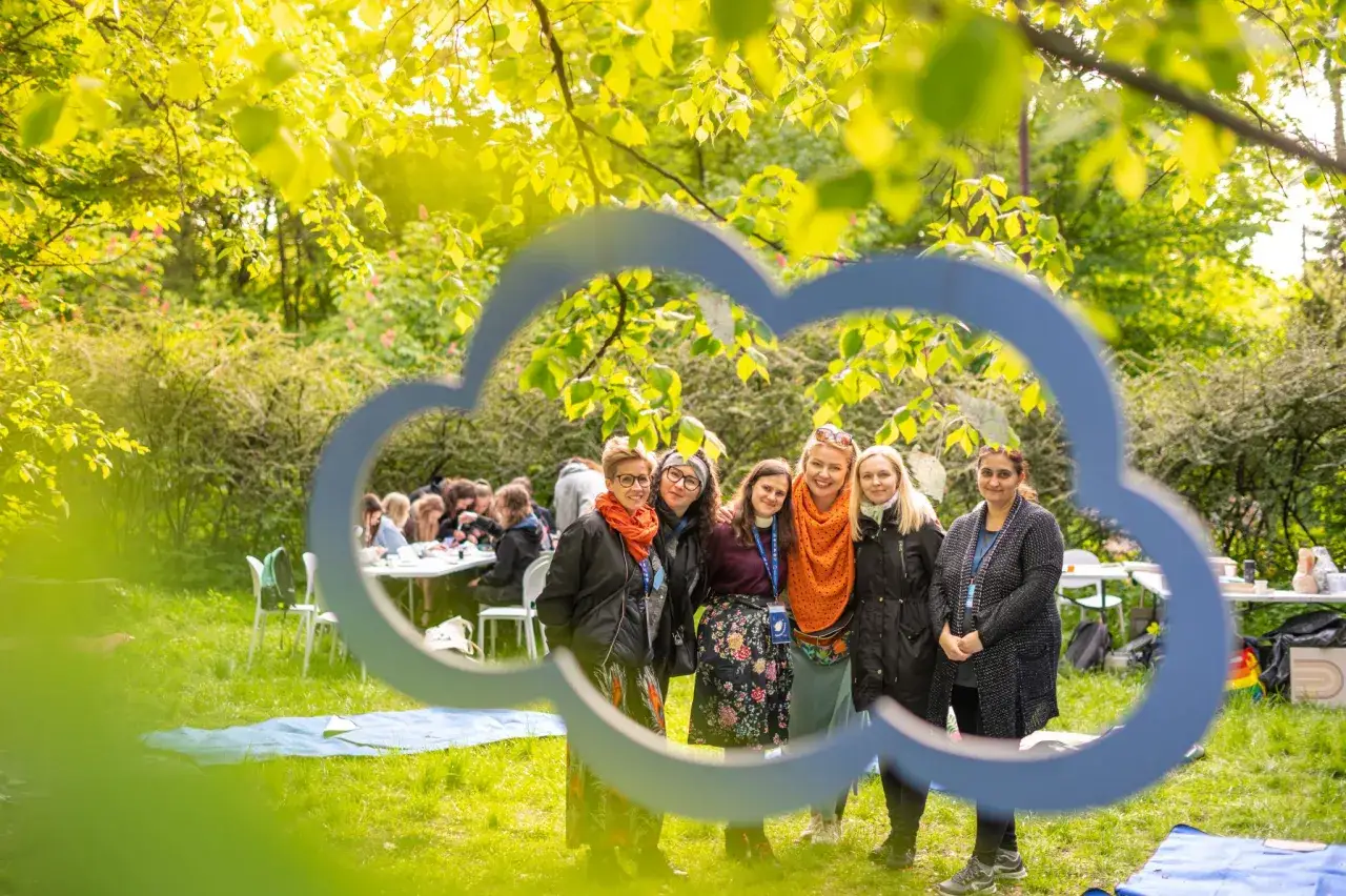 Czy Szkoła w Chmurze ma technikum? Poznaj kierunki i zasady!