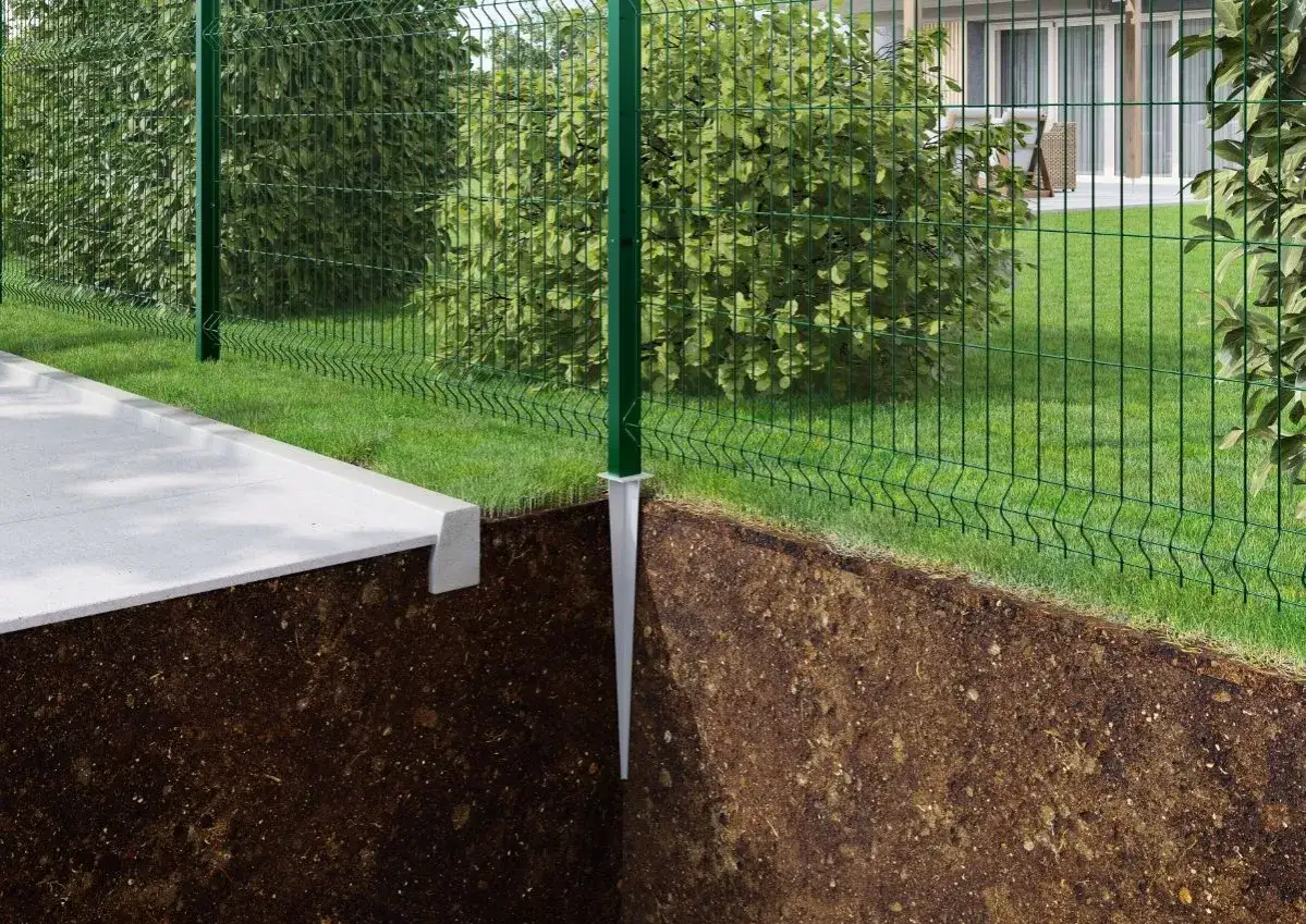 Kotwy przykręcane - jak zapewnić stabilność słupków w ogrodzie