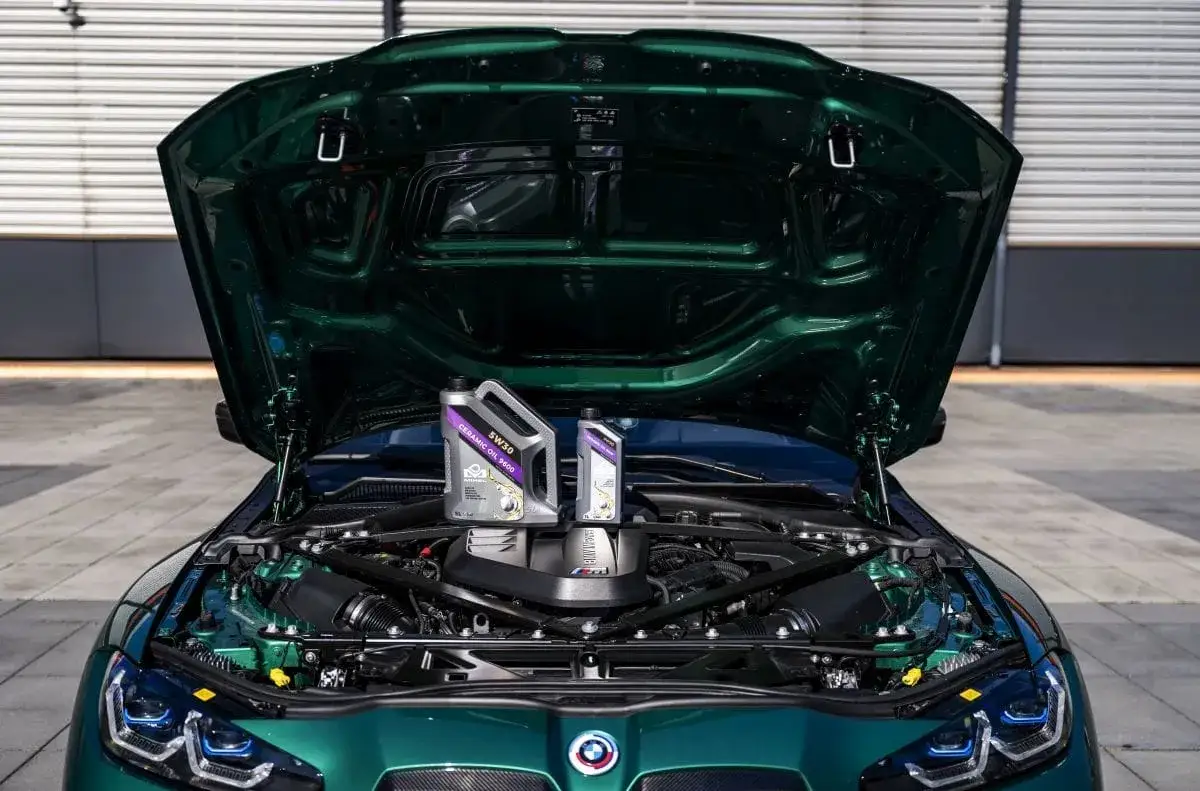 Olej 5W30 benzyna: Co ile wymiana? Prawda o interwałach!