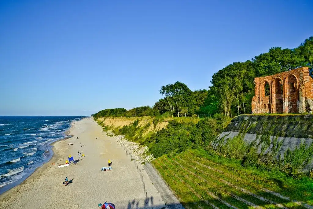 Gdzie jechać nad polskie morze? Wybierz idealne miejsce na wakacje!
