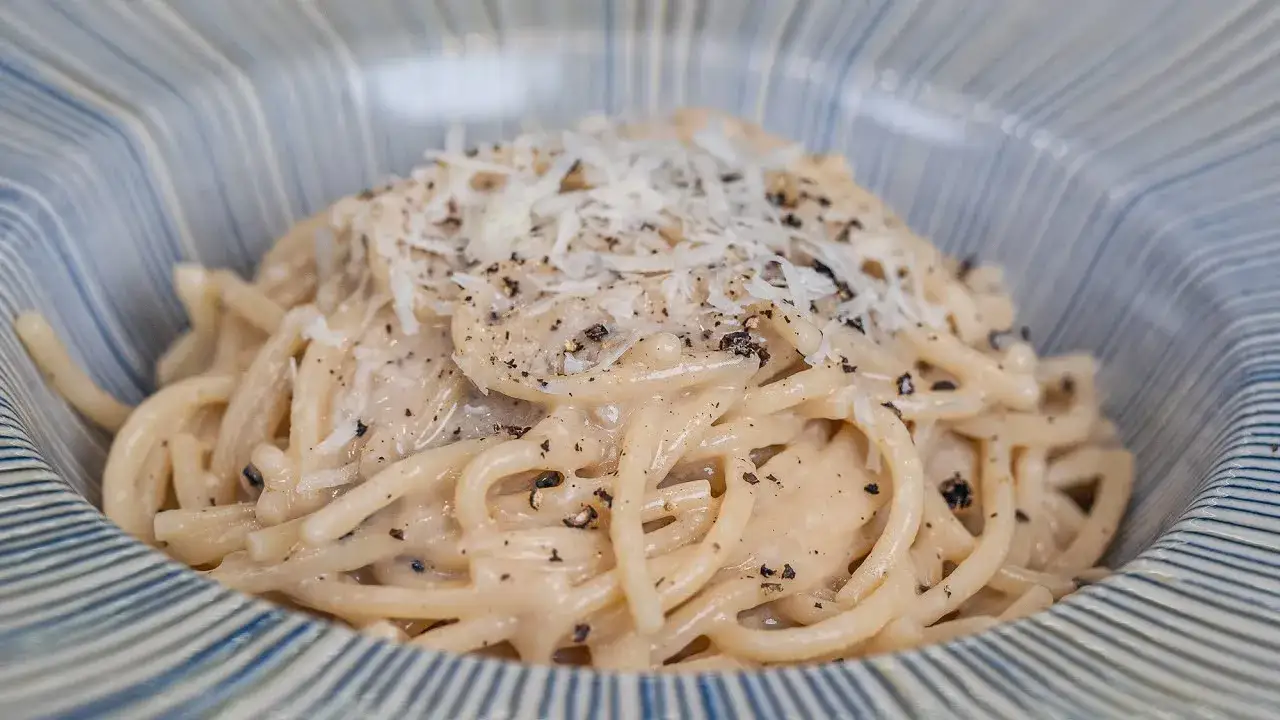 Pomysły na pyszne dania: co można zrobić z makaronem spaghetti